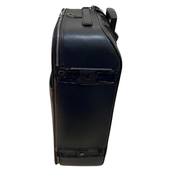 🔥🔥LOUIS VUITTON🔥🔥TAIGA🔥🔥PEGAS🔥🔥 - Picture 5 of 11